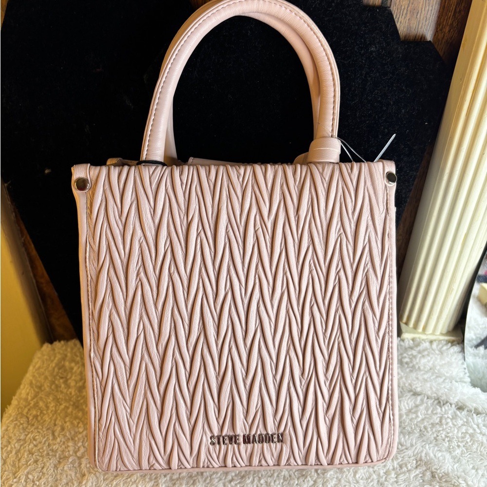 Steve Madden Blush Light Pink Textured Quilted Crossbody Bag NWT - Picture 5 of 10